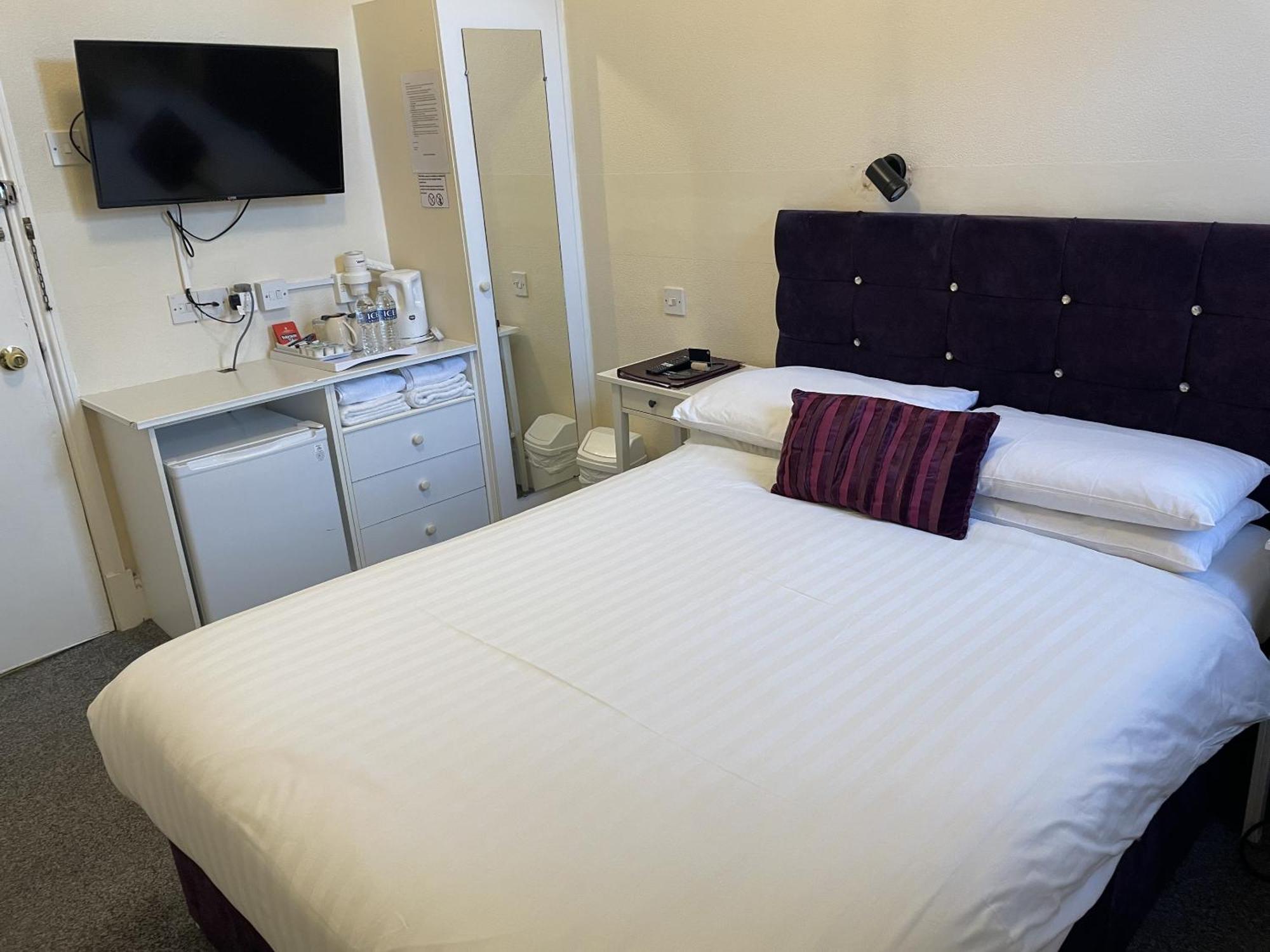 Diamonds Guest house York