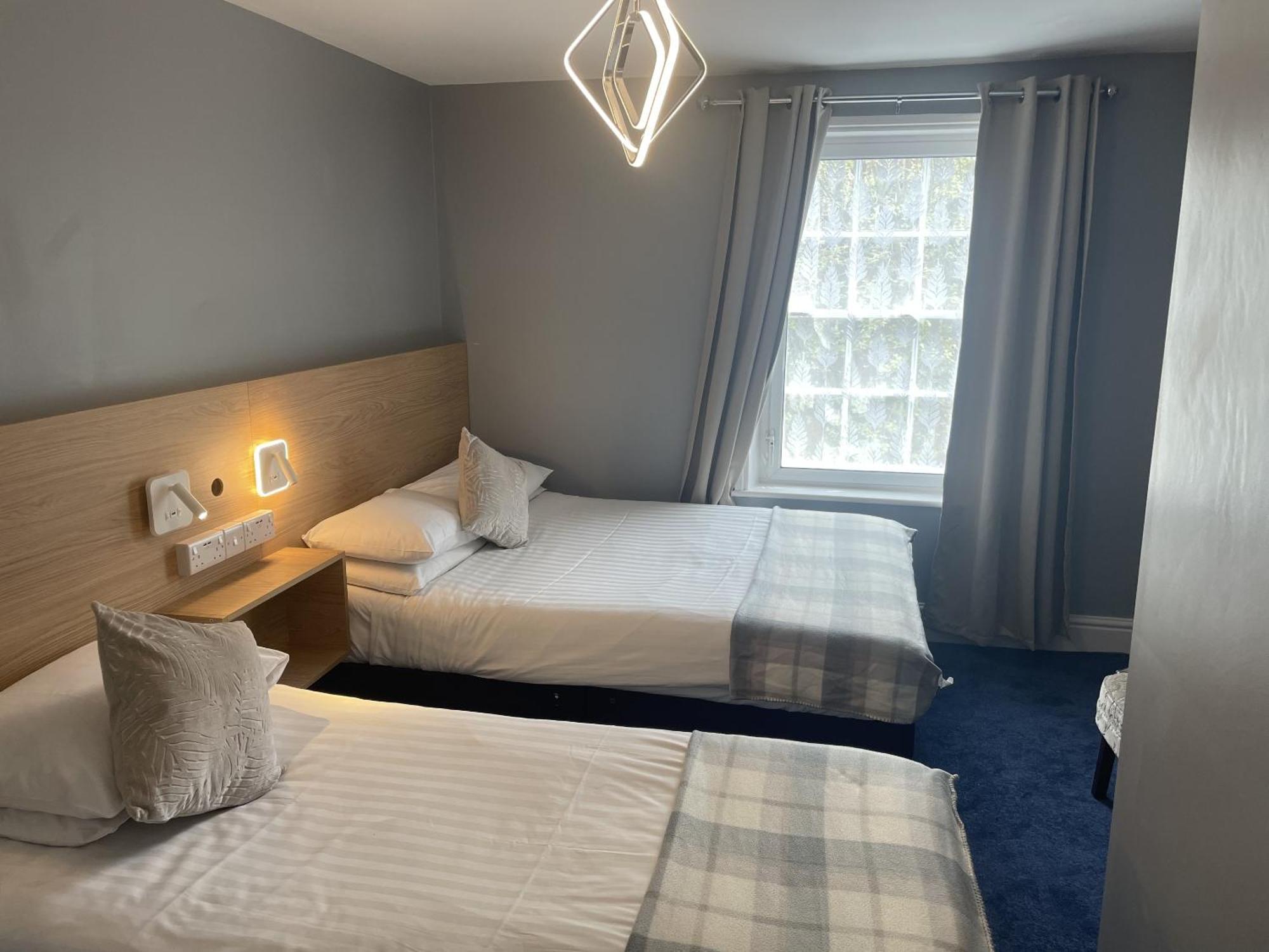 Diamonds Guest house York