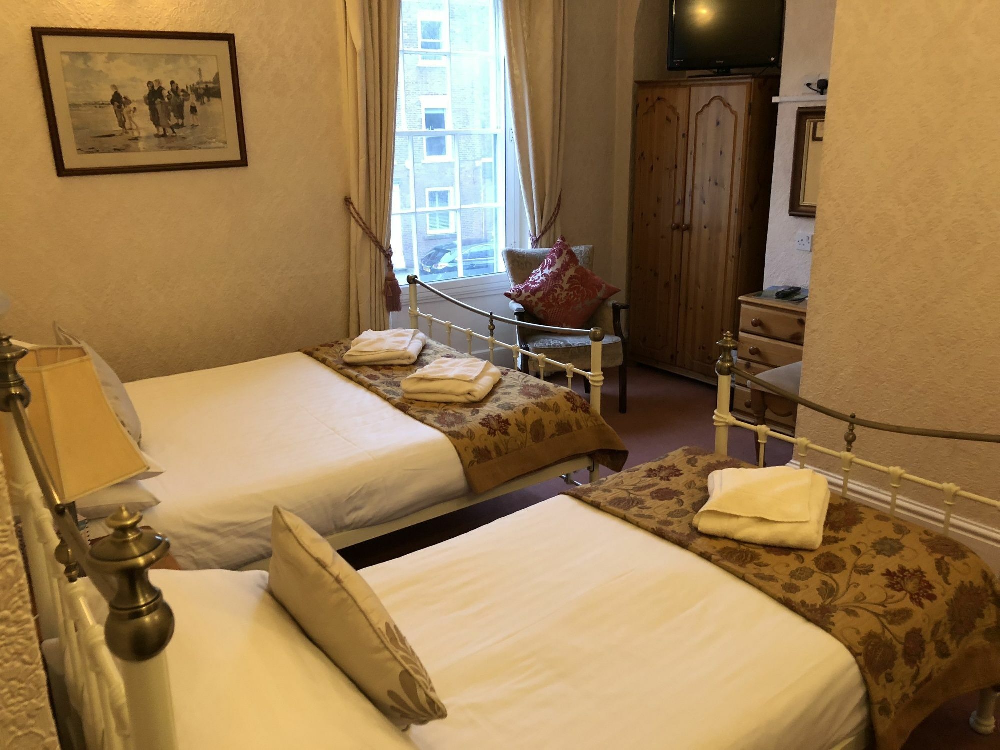 Guest house Diamonds York